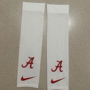 Nike Alabama Crimson Tide Arm Sleeve Pair (L/XL) READ DESCRIPTION